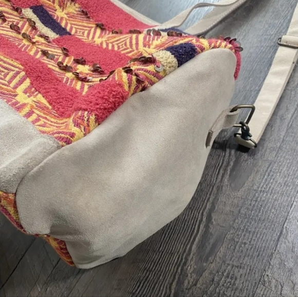 🍁Free People suede boho travel bag - Picture 5 of 10